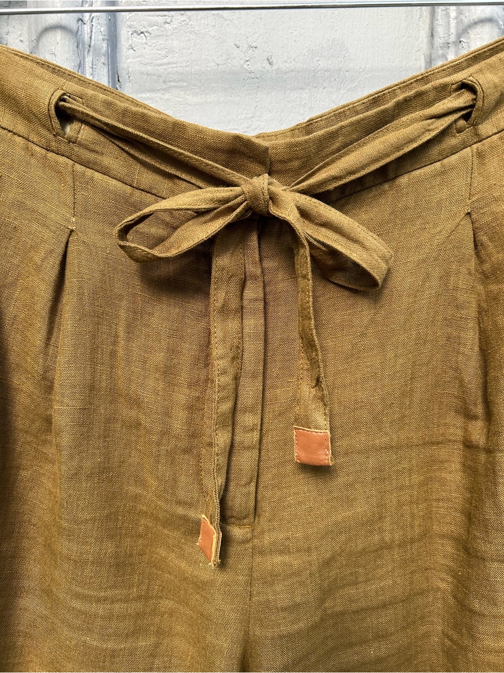 Massimo Dutti Linen shorts, size 10 - Picture 5 of 11